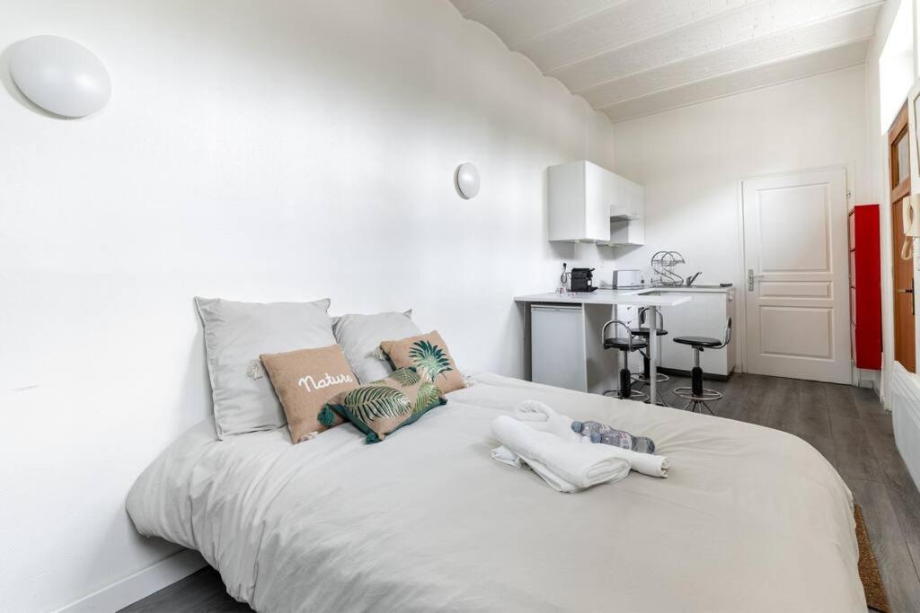 Ferienwohnung Magnifique Studio Au Coeur De Vincennes Exterior foto